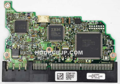 HITACHI ハードディスクの基板 07N9100